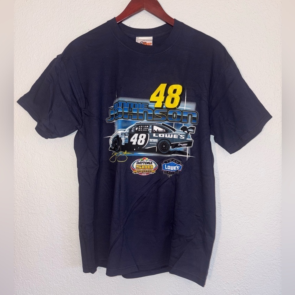 NWOT  NASCAR Jimmi Johnson #48 tee size L